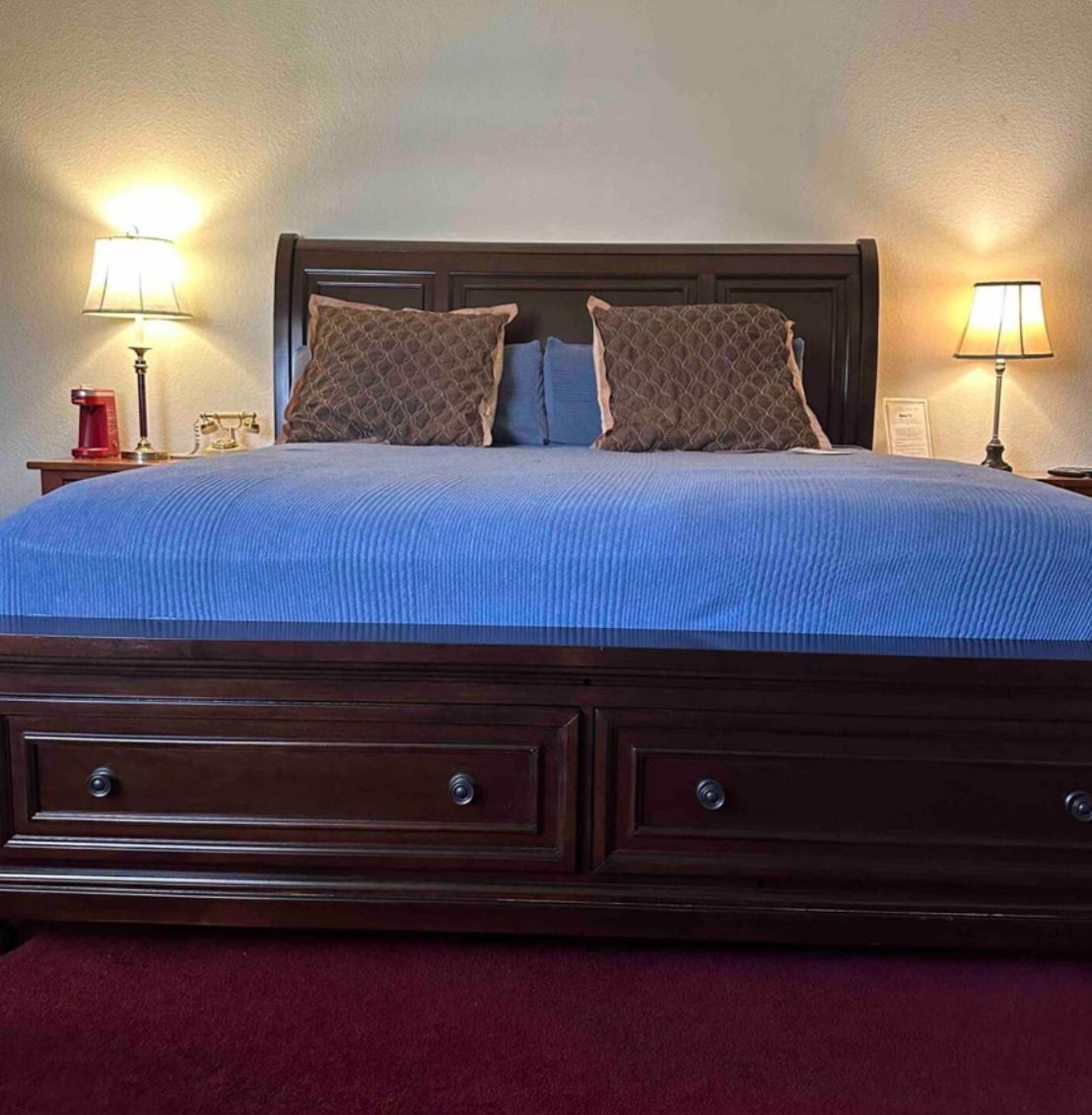 The Currier Inn กรีลีย์ ภายนอก รูปภาพ